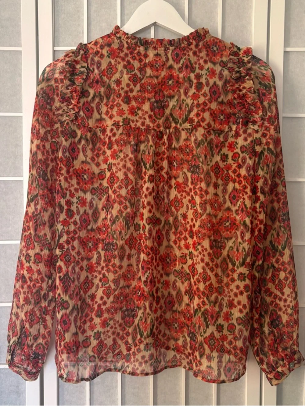 SCALPERS ROW Silk Ruffle Button-Front Blouse Size S Small - Picture 2 of 4